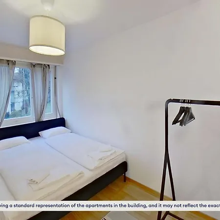 Cozy With Balcony And Kitchen * Цюрих