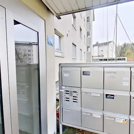 Cozy 3br With Balcony And Kitchen